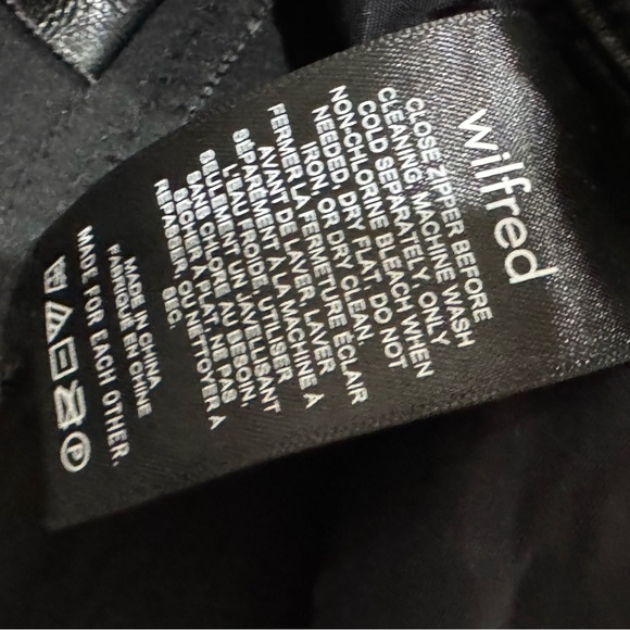 Aritzia Wilfred Faux Leather Pants Straight Leg Black Color size 0 ❤️ - Picture 5 of 8